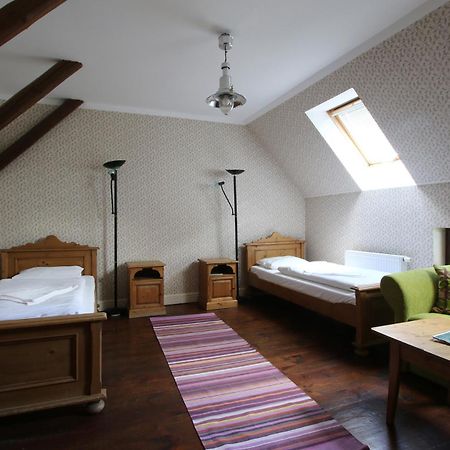Areal Botanika Hotel Unhost Bagian luar foto
