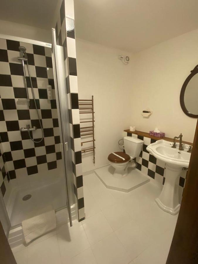 Areal Botanika Hotel Unhost Bagian luar foto